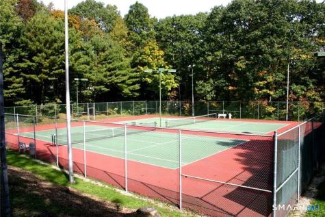 12 Applewood Lane Avon CT 06001