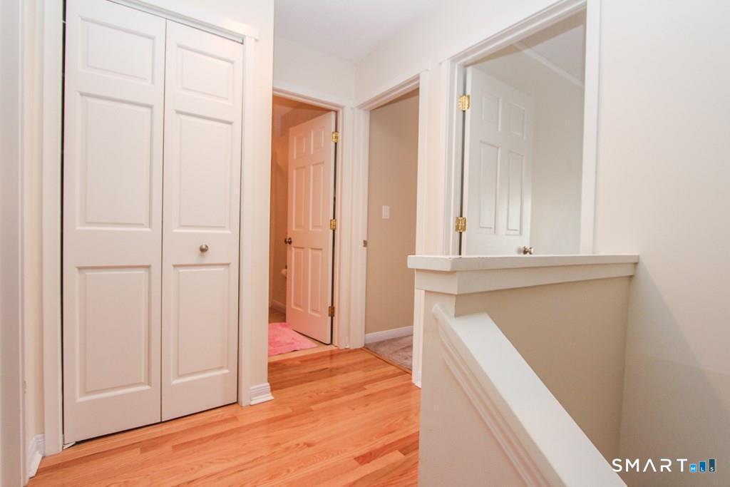 12 Applewood Lane Avon CT 06001
