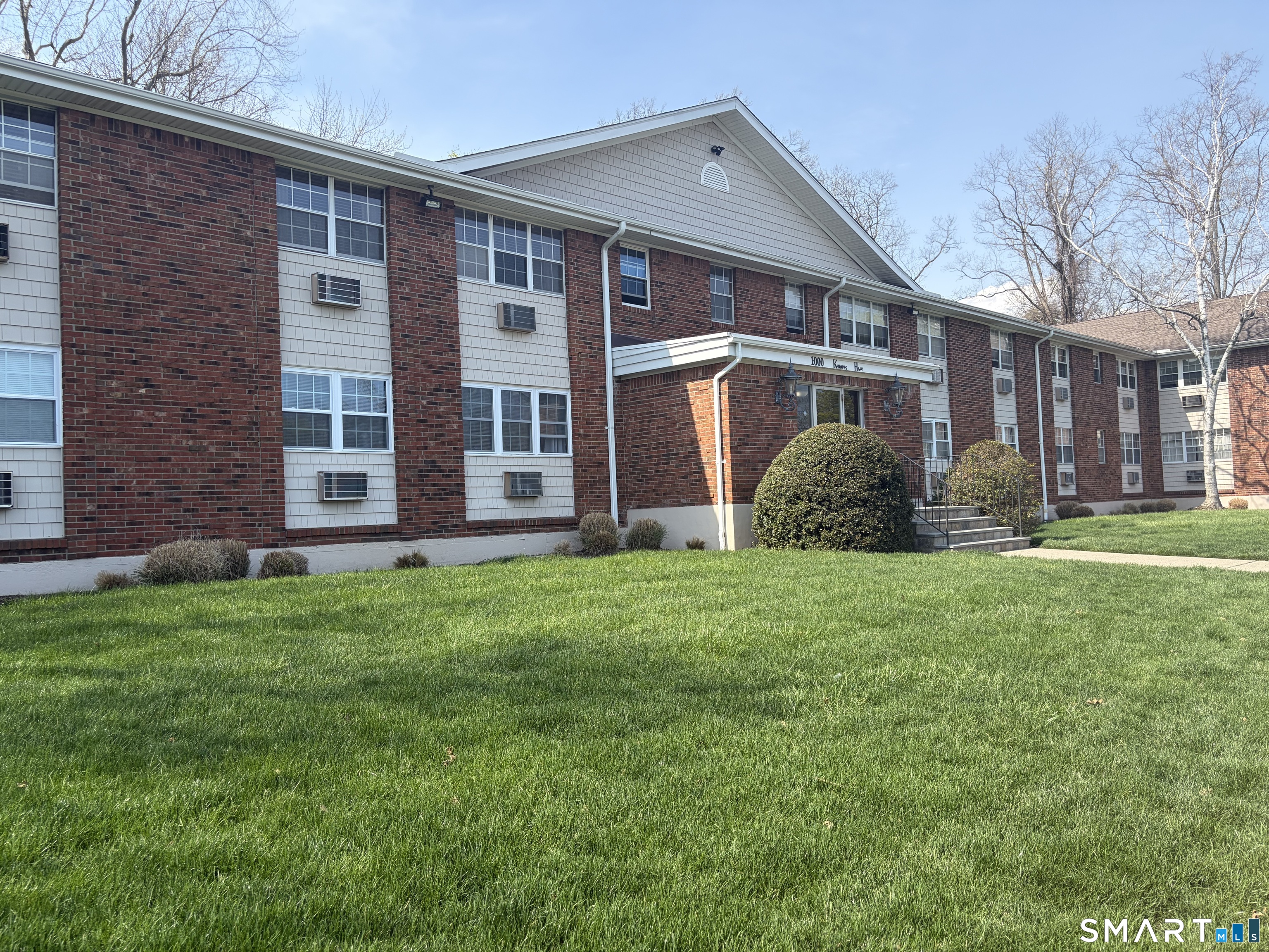 1000 Knapps Highway Fairfield CT 06825