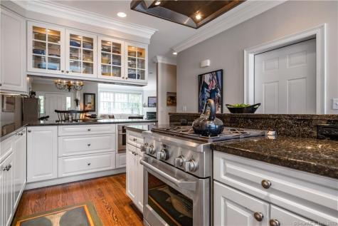 21 Evarts Lane Madison CT 06443
