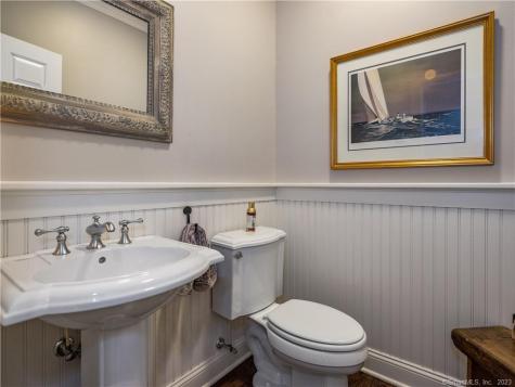 21 Evarts Lane Madison CT 06443