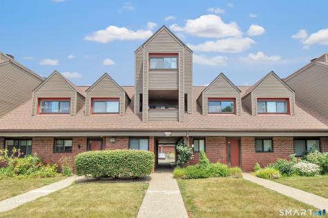 72 Montoya Drive Branford CT 06405