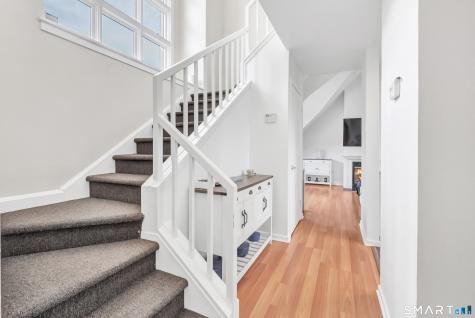 72 Montoya Drive Branford CT 06405