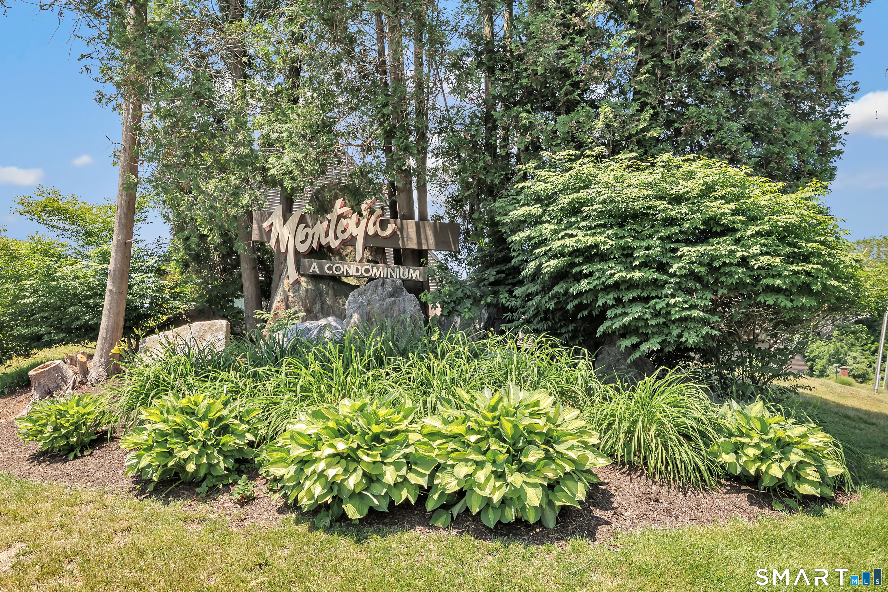 72 Montoya Drive Branford CT 06405