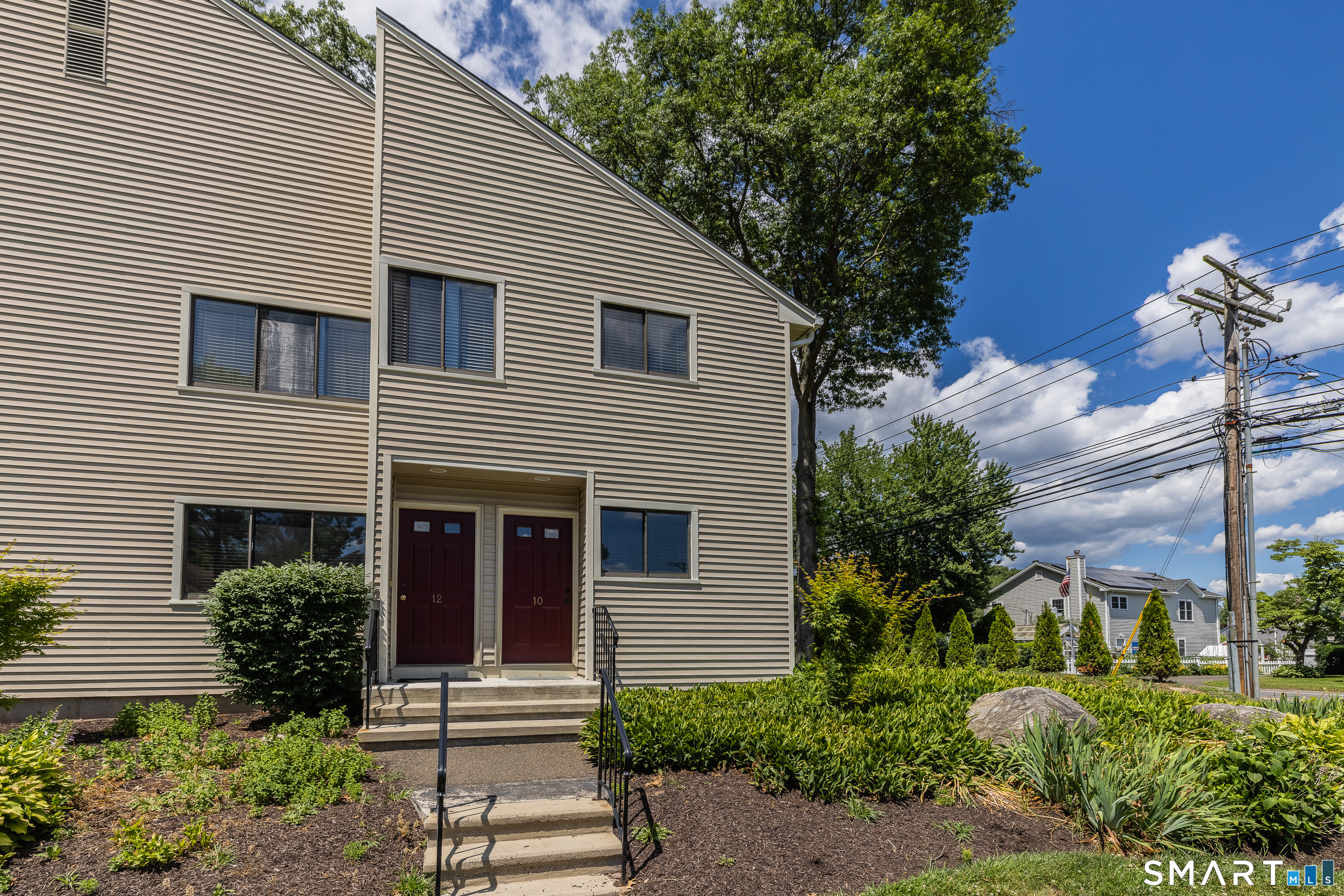 10 Lance Circle Bridgeport CT 06606