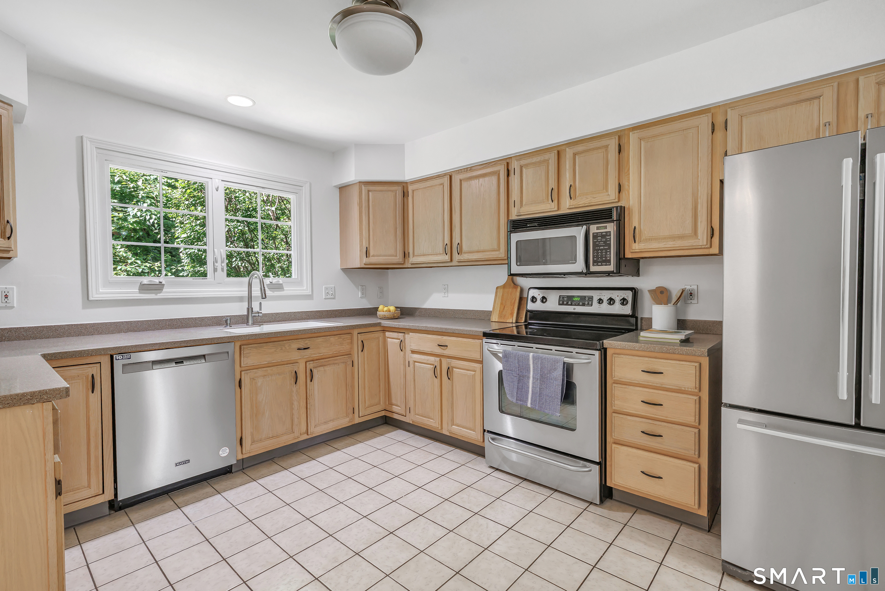 139 Governor Trumbull Way Trumbull CT 06611