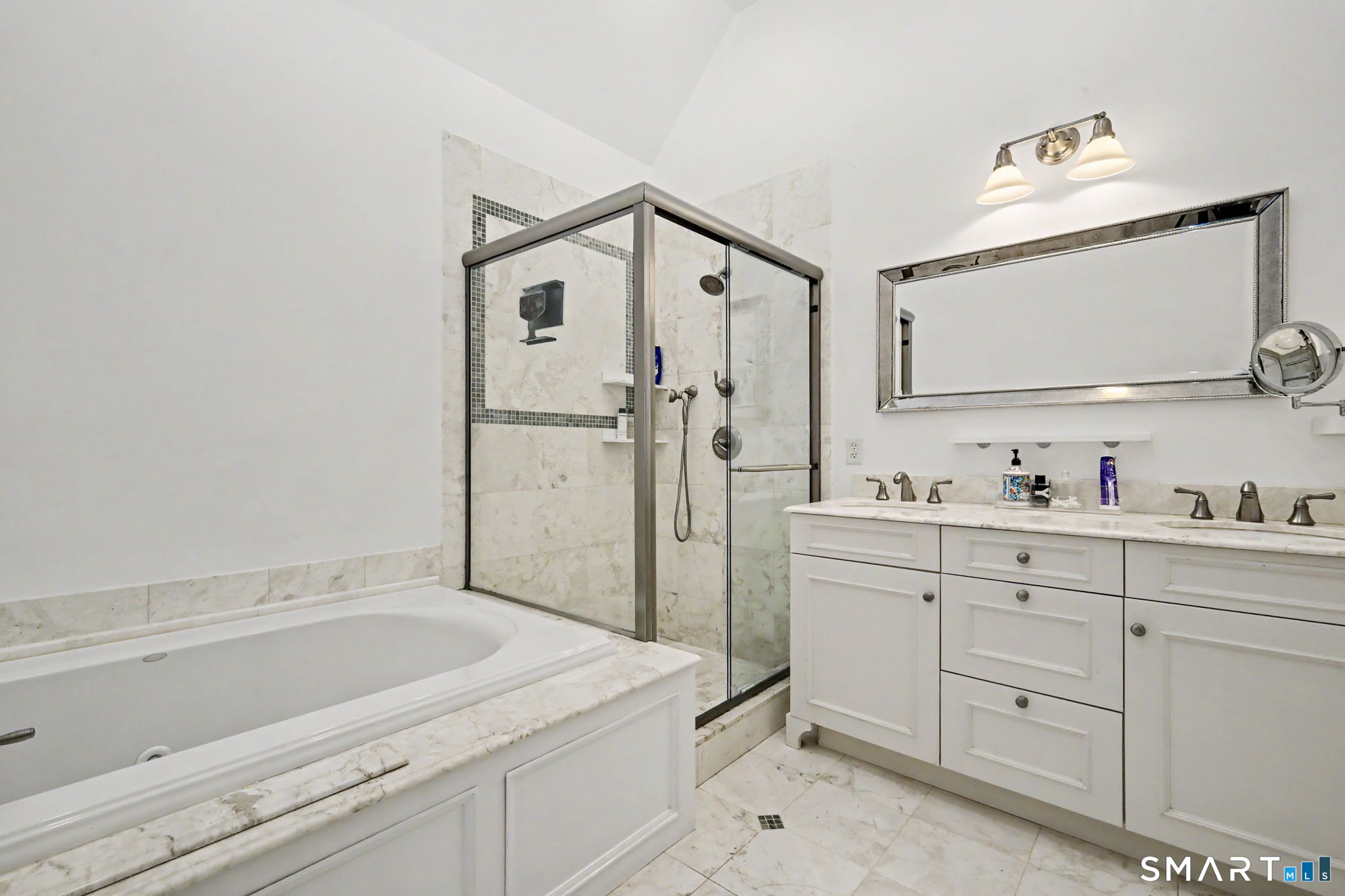 32 Reynolds Place Greenwich CT 06830