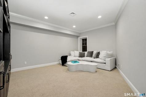 32 Reynolds Place Greenwich CT 06830
