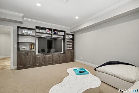 32 Reynolds Place Greenwich CT 06830