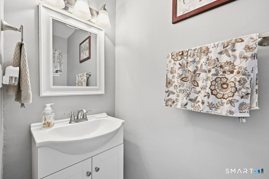 20 Briar Court Cromwell CT 06416
