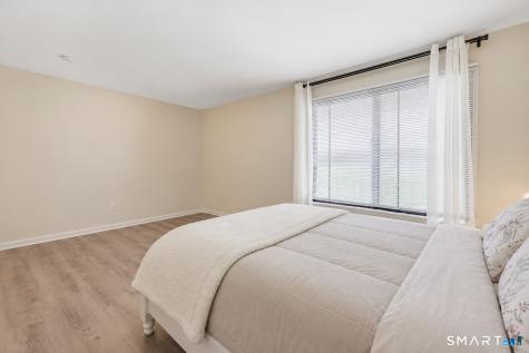 20 Briar Court Cromwell CT 06416