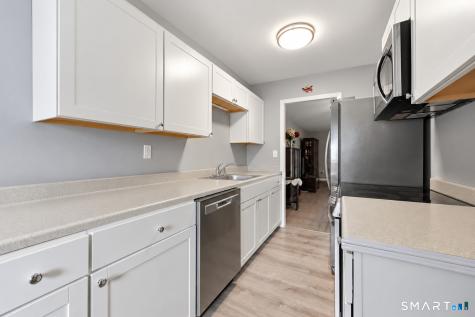 20 Briar Court Cromwell CT 06416
