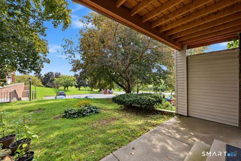 20 Briar Court Cromwell CT 06416