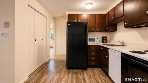 131 North Main St #30 North Main Street Branford CT 06405
