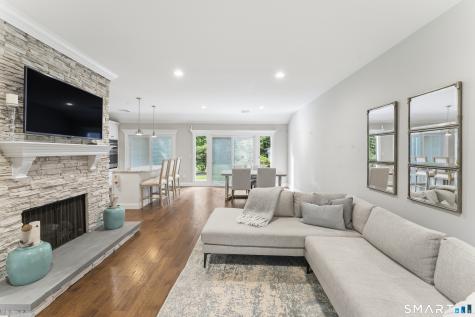 892 Heritage Village Southbury CT 06488
