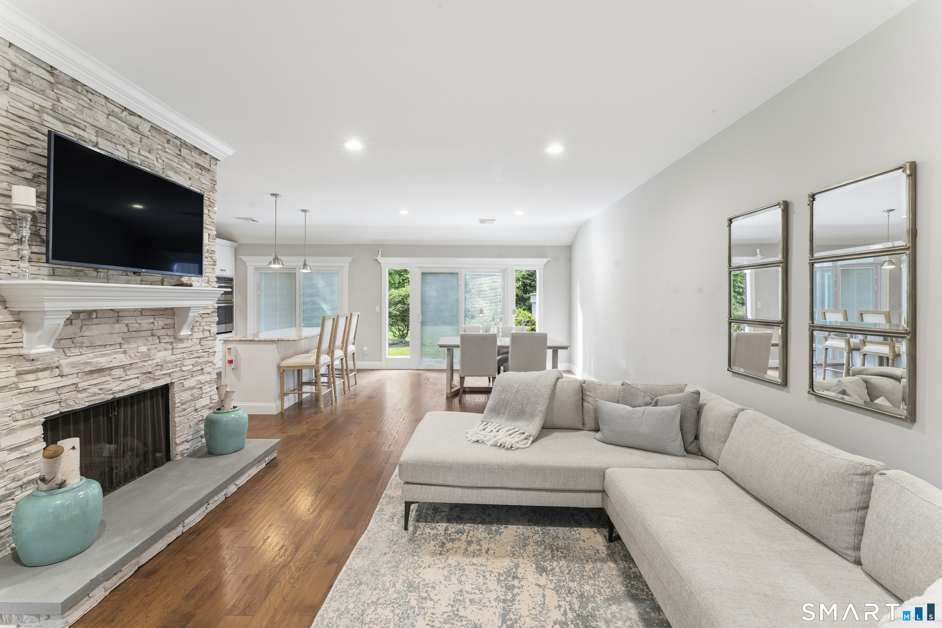 892 Heritage Village Southbury CT 06488
