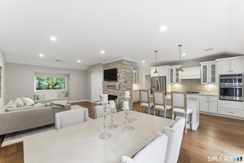 892 Heritage Village Southbury CT 06488