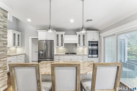 892 Heritage Village Southbury CT 06488
