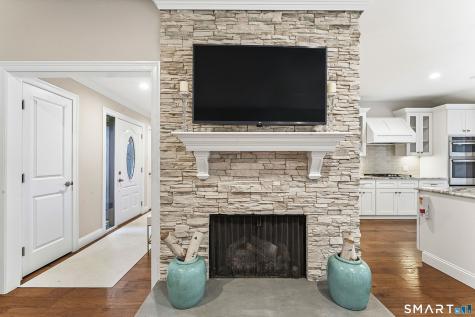 892 Heritage Village Southbury CT 06488
