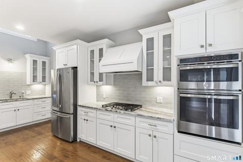892 Heritage Village Southbury CT 06488