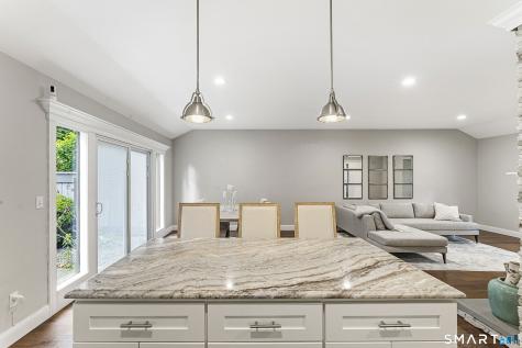 892 Heritage Village Southbury CT 06488