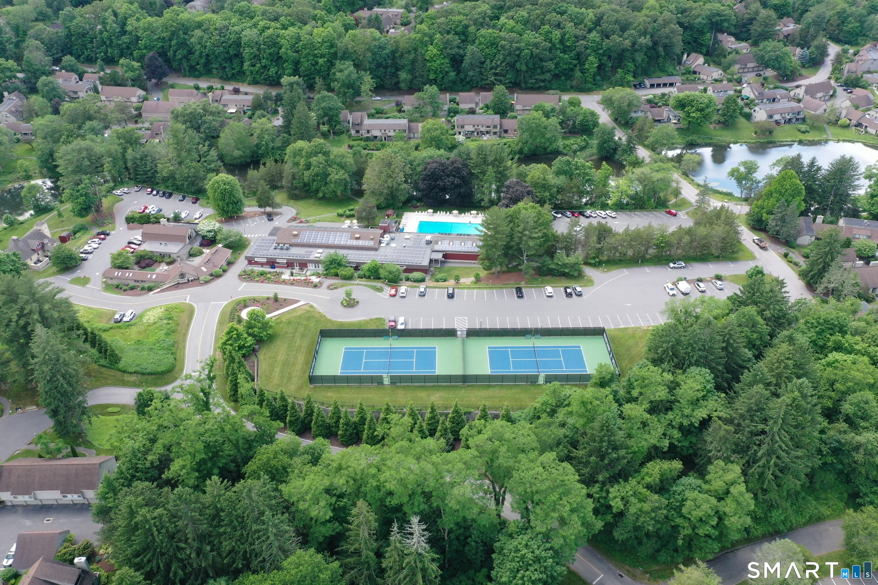 892 Heritage Village Southbury CT 06488