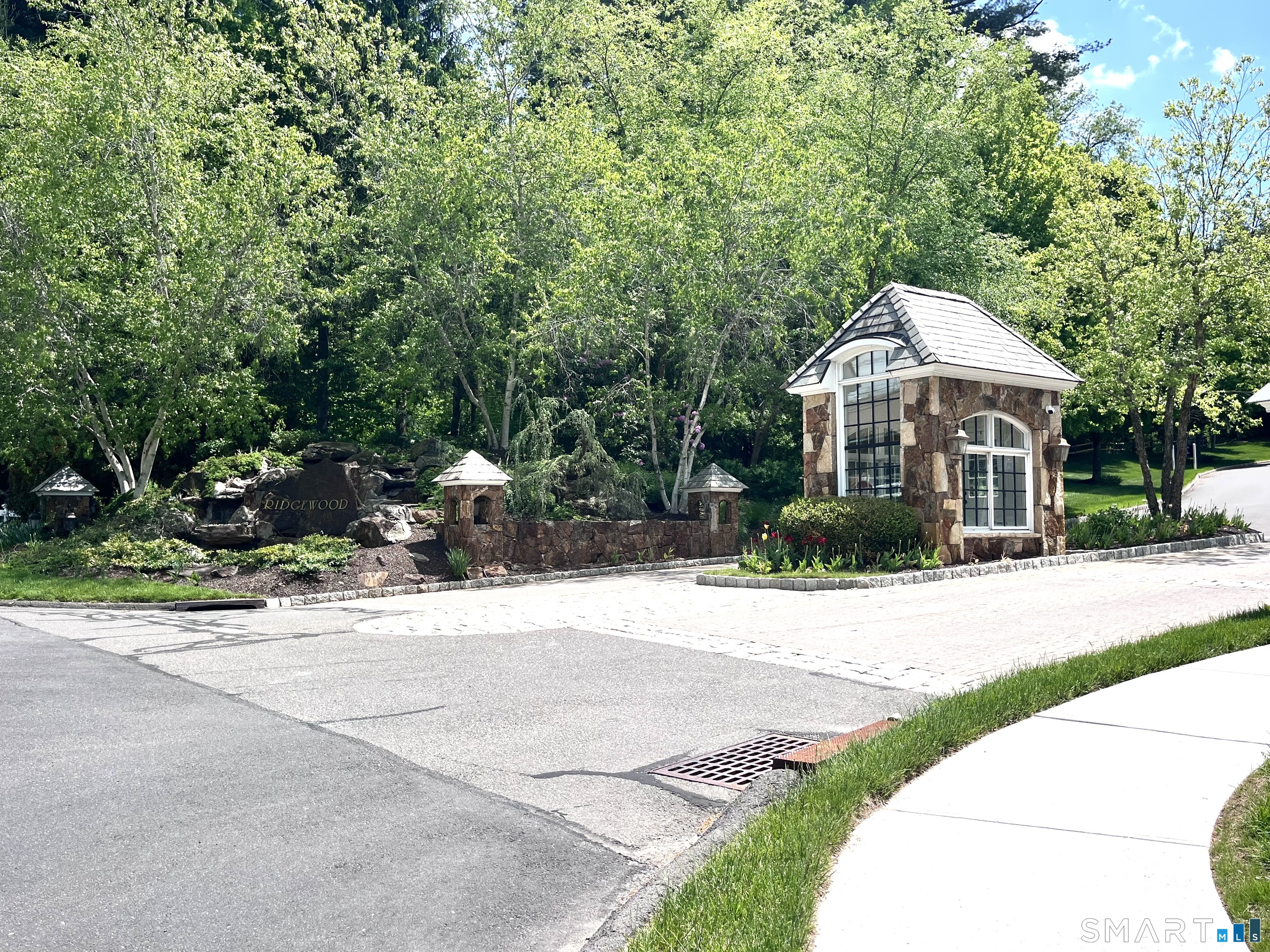 178 Ridgewood Drive Middlebury CT 06762