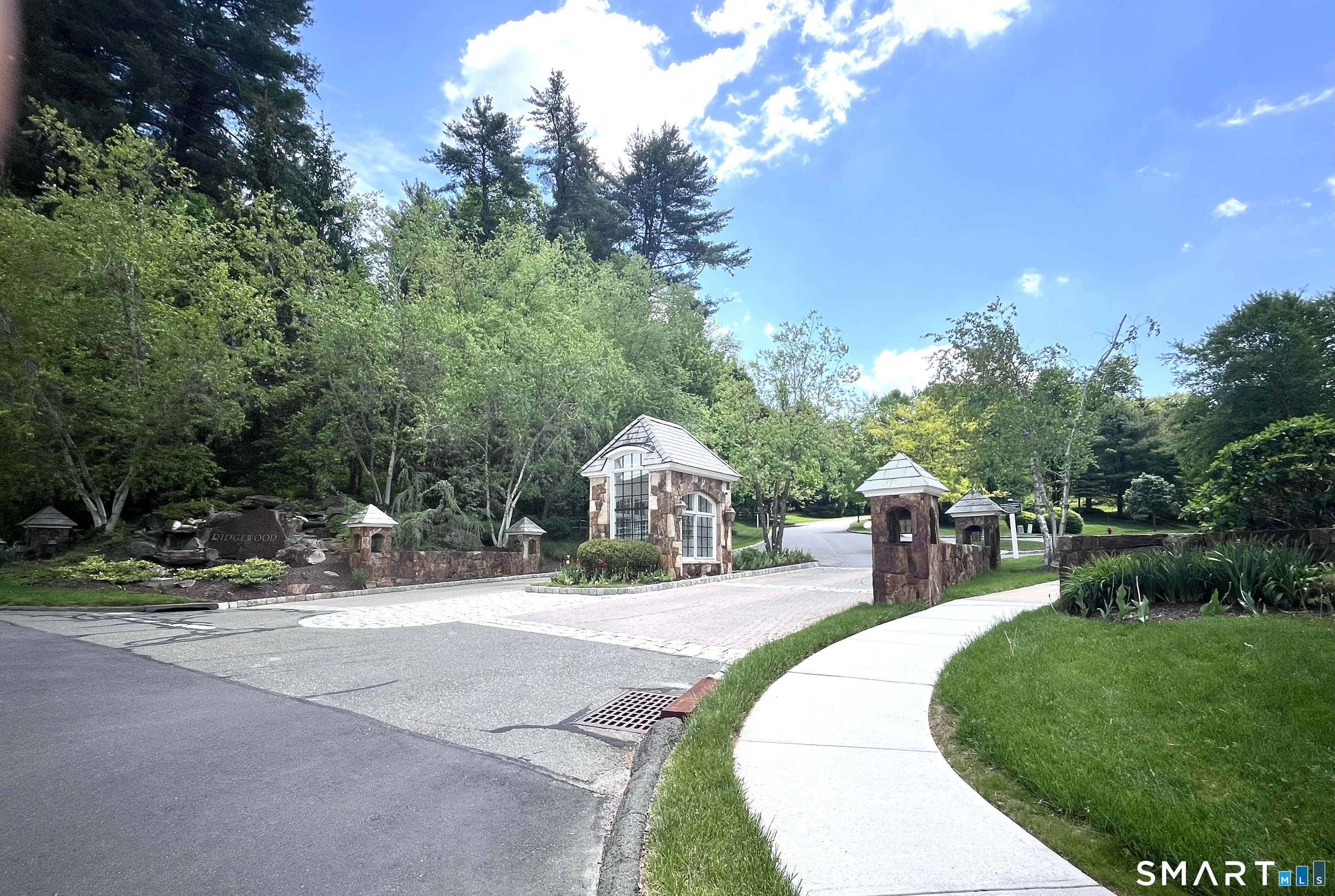 178 Ridgewood Drive Middlebury CT 06762