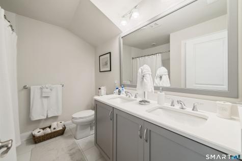 178 Ridgewood Drive Middlebury CT 06762