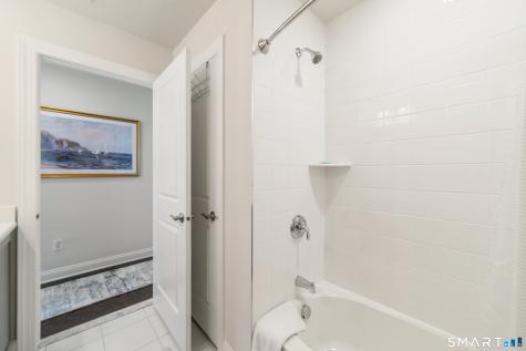 178 Ridgewood Drive Middlebury CT 06762