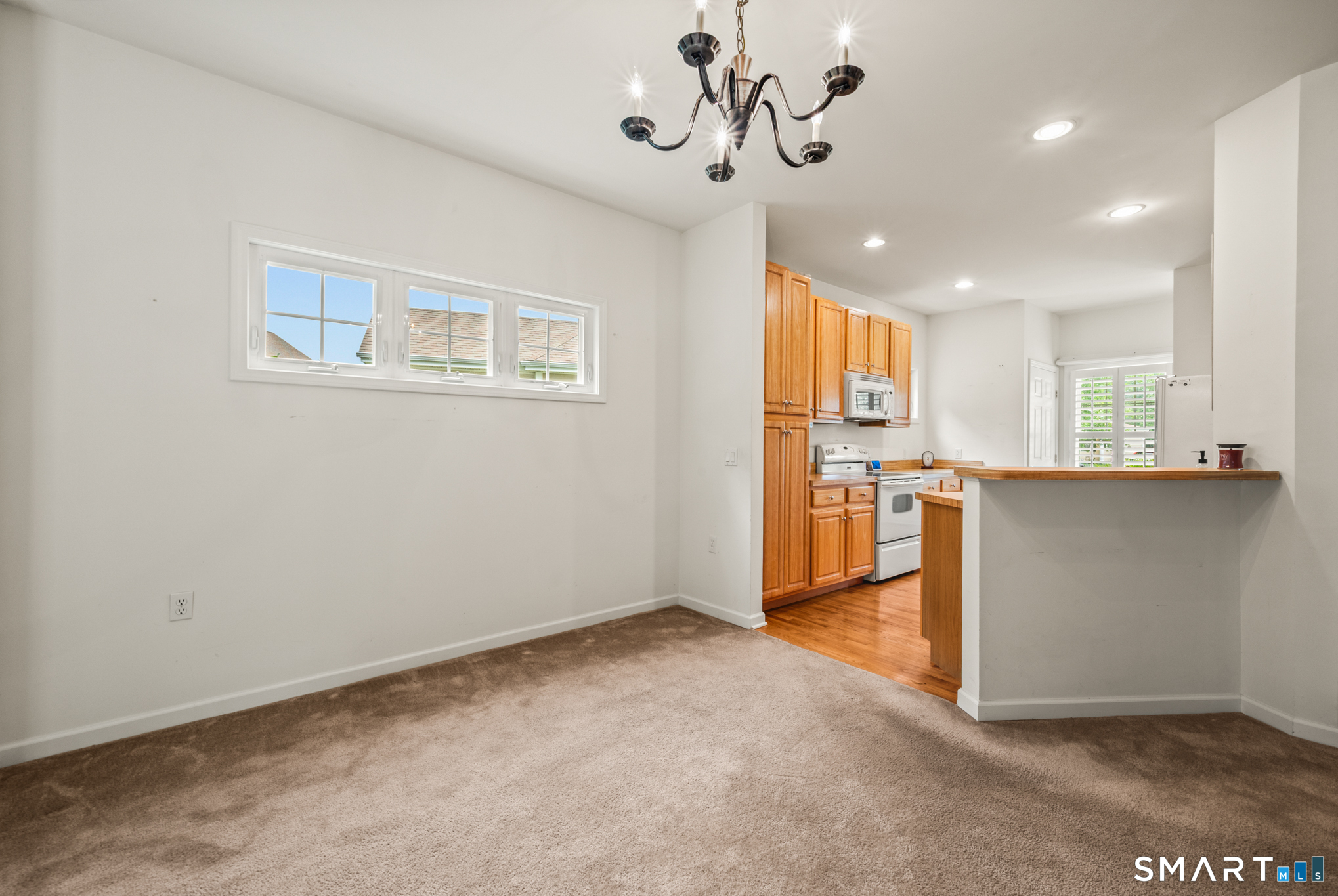 19 Plumrose Court Portland CT 06480