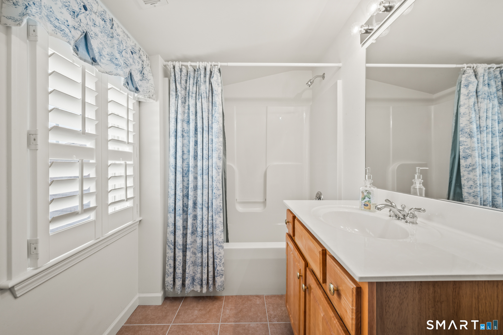 19 Plumrose Court Portland CT 06480