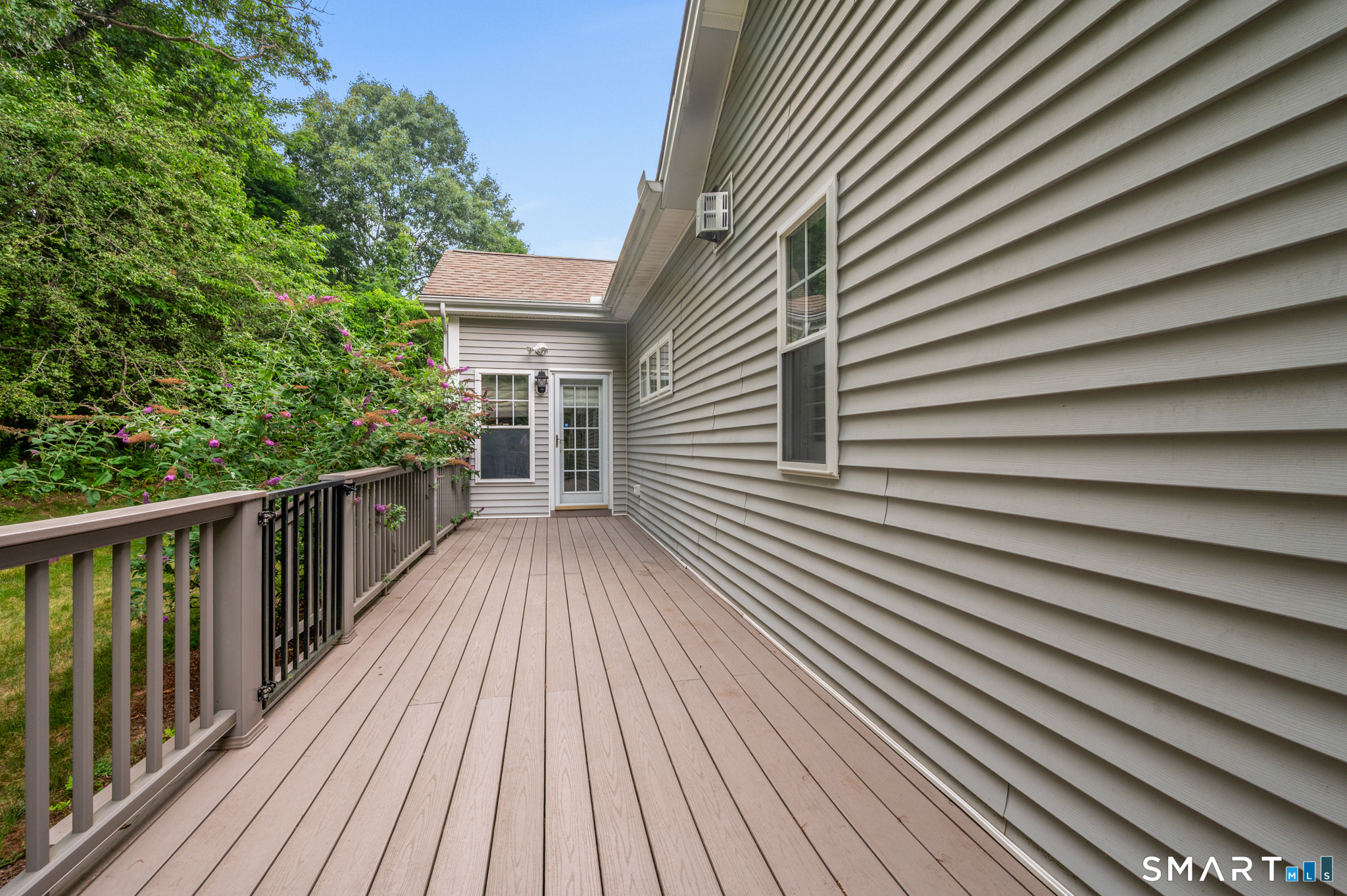 19 Plumrose Court Portland CT 06480