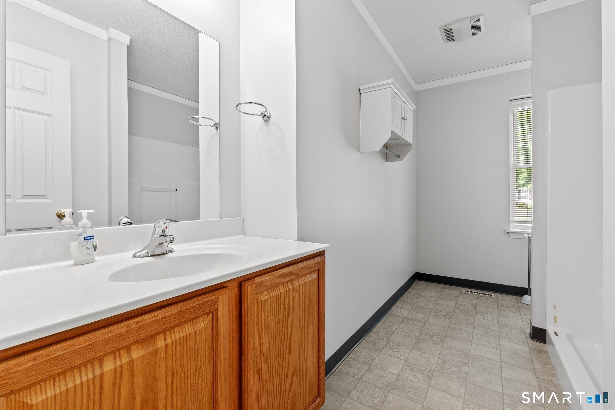26 Hunter Drive South Windsor CT 06074