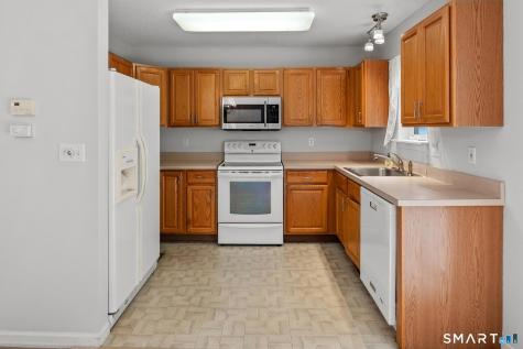 26 Hunter Drive South Windsor CT 06074