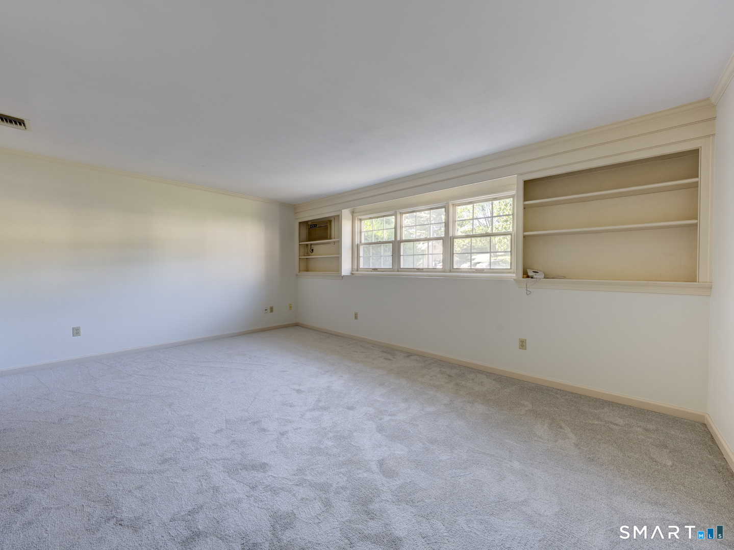 84 Founders Village Clinton CT 06413