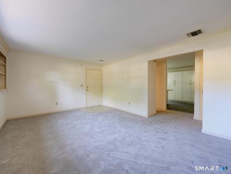 84 Founders Village Clinton CT 06413