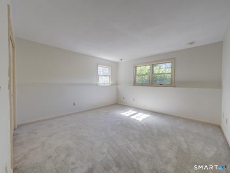 84 Founders Village Clinton CT 06413