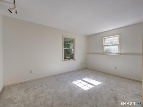 84 Founders Village Clinton CT 06413