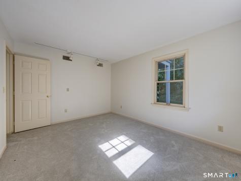 84 Founders Village Clinton CT 06413
