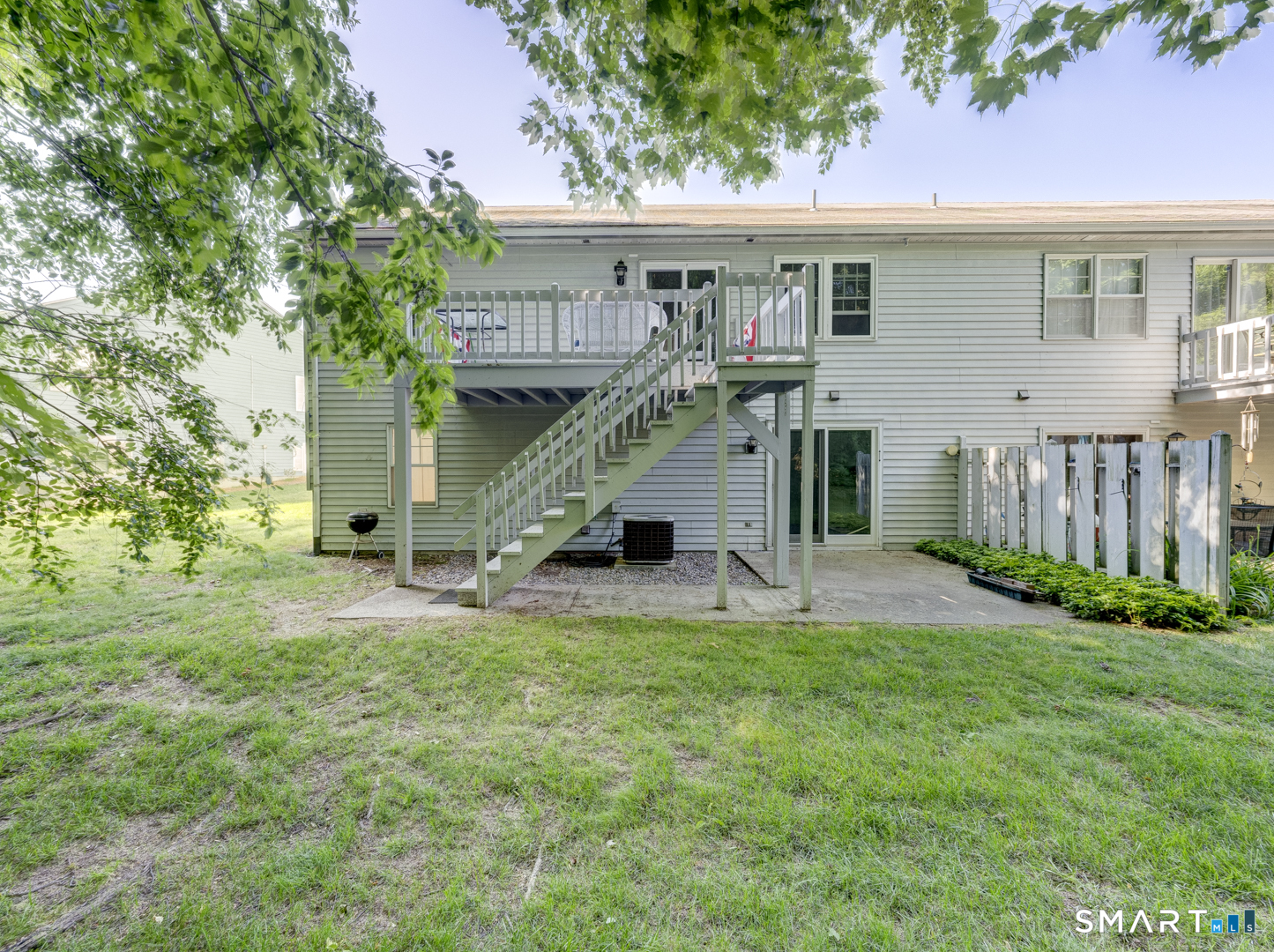 84 Founders Village Clinton CT 06413
