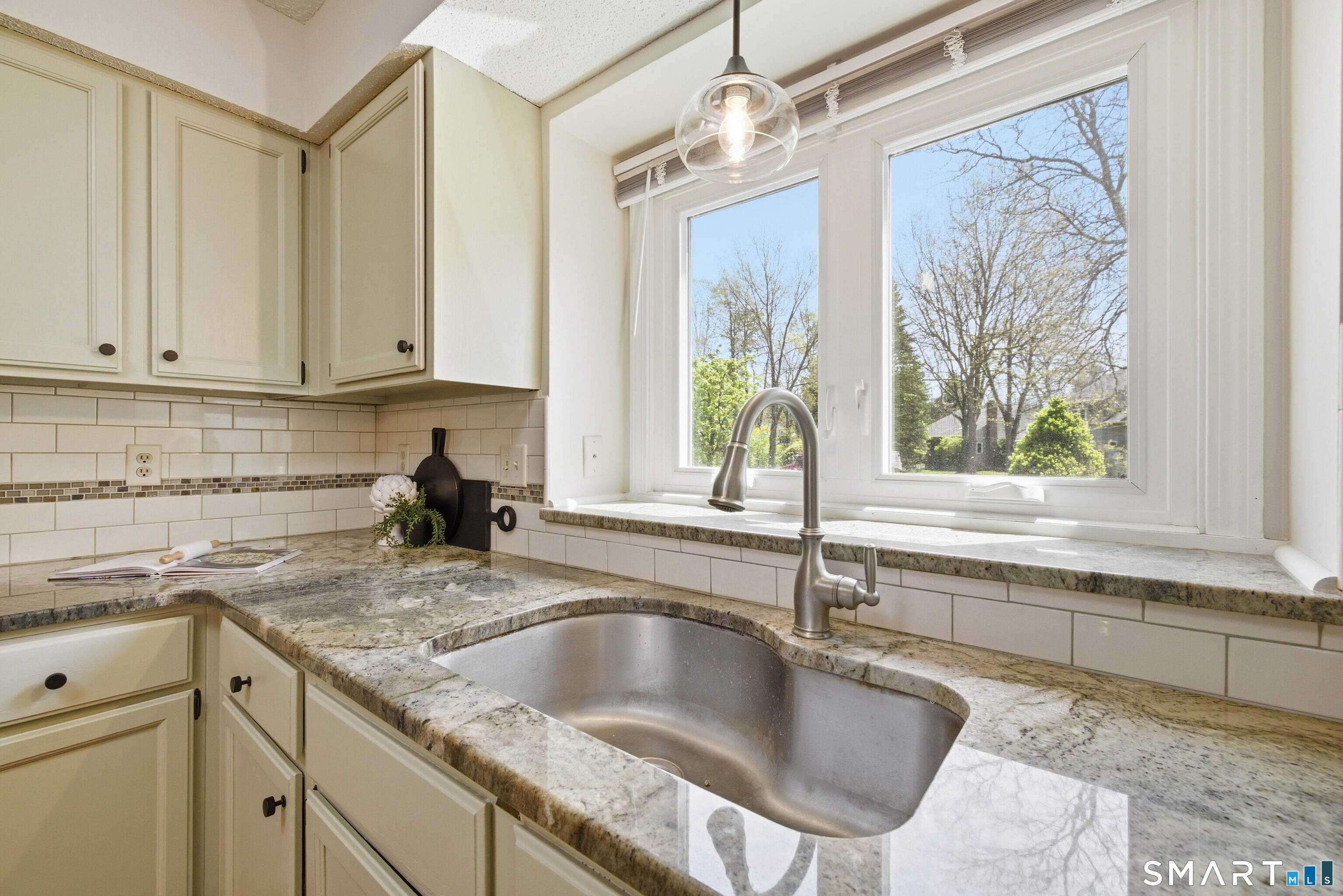 1012 Sand Stone Drive South Windsor CT 06074