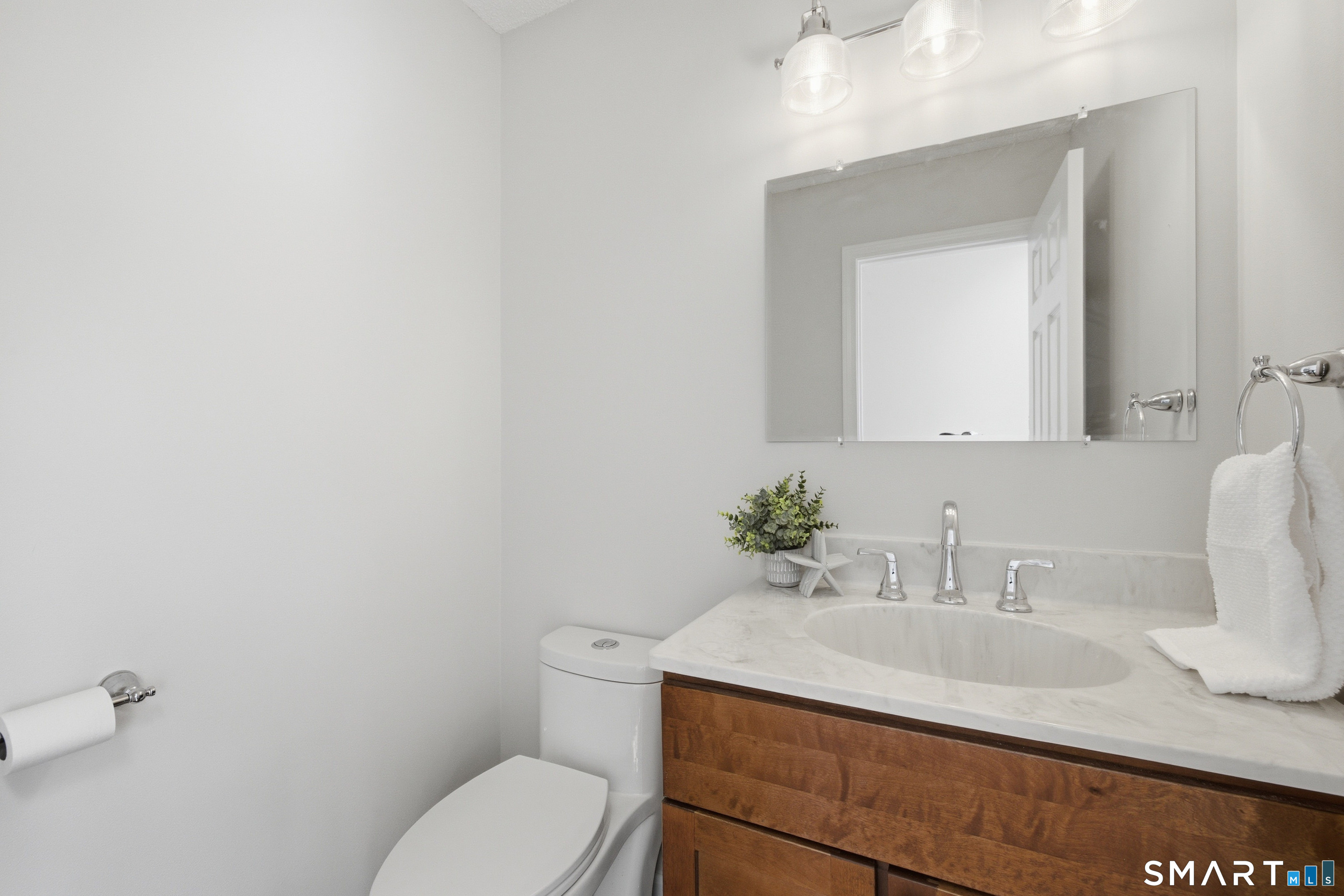 1012 Sand Stone Drive South Windsor CT 06074
