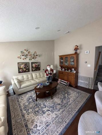 26 Dannys Way Wallingford CT 06492