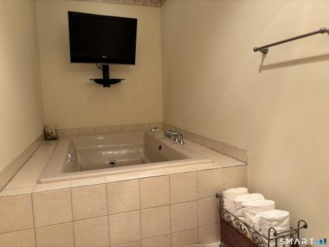 282 Cliffside Drive Torrington CT 06790
