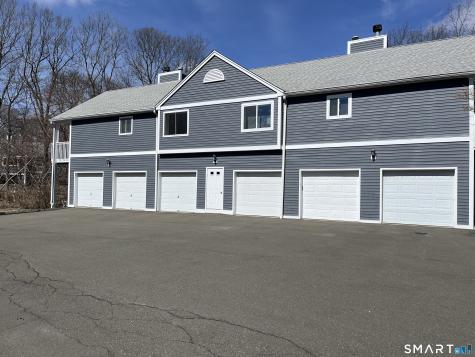 202 Windgate Circle Monroe CT 06468