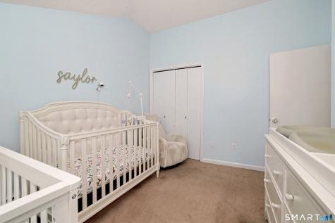 7 Lyle Court Farmington CT 06032