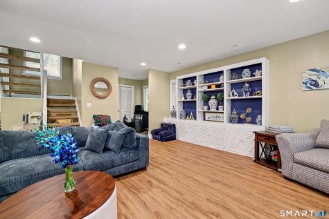 7 Lyle Court Farmington CT 06032