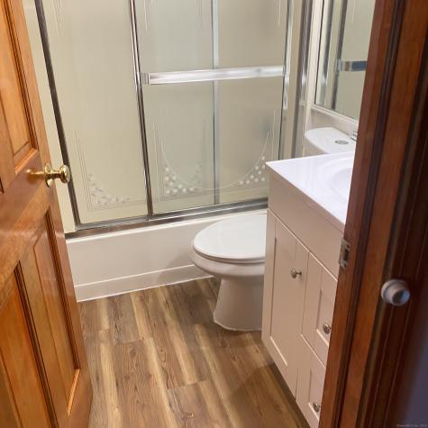 30 Glenview Drive Cromwell CT 06416