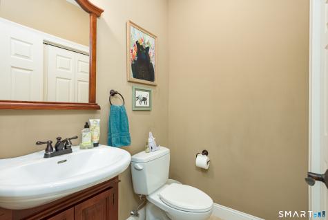8 Greendale Drive Suffield CT 06078